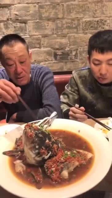 天津网红女吃瓜,揭秘网络舆论背后的真相