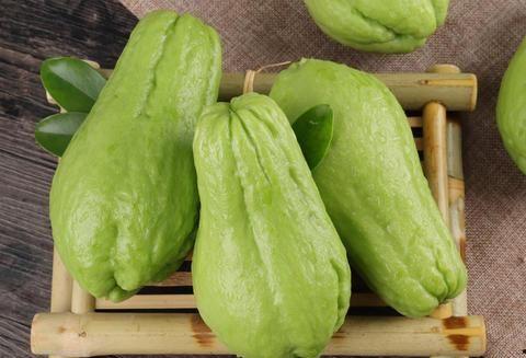 怎么炒着吃佛手瓜,家常美味轻松学