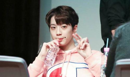 赖冠霖吃瓜,揭秘娱乐圈背后的真相